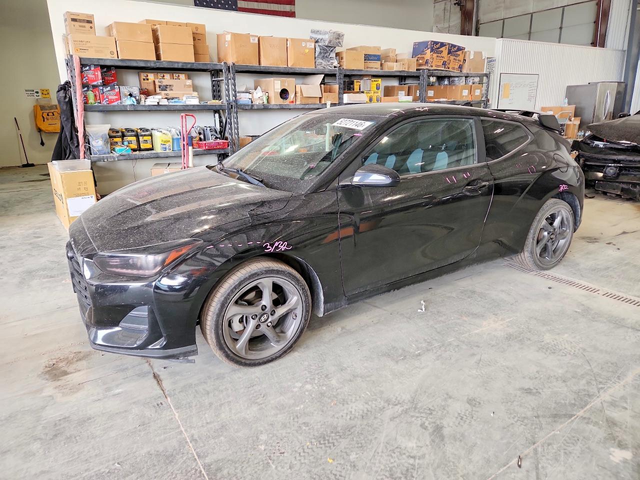 2019 Hyundai Veloster 2.0, VIN KMHTG6AF4KU010861 — Front end