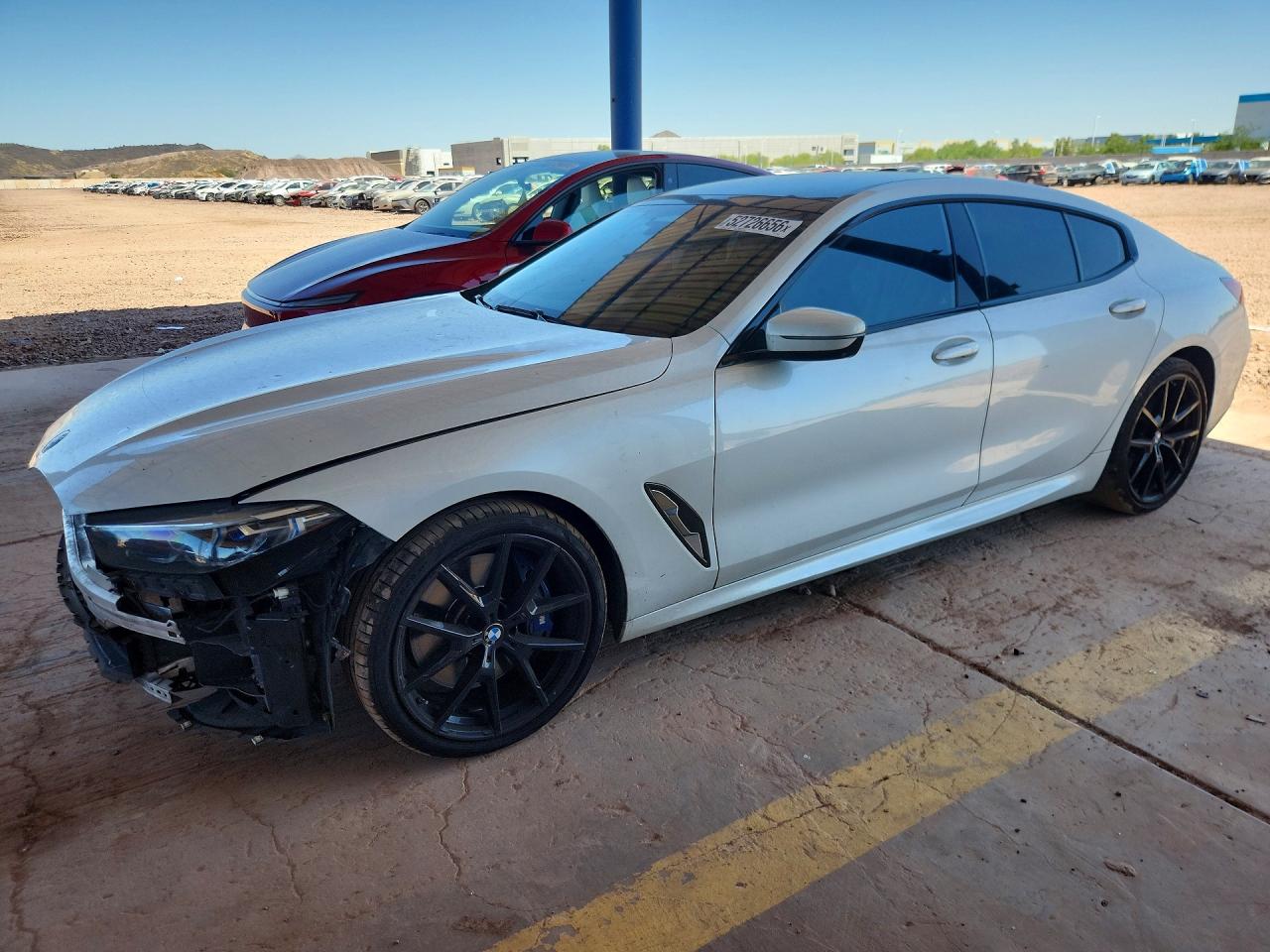 2021 BMW 8 Series 840i, VIN WBAGV2C0XMCF83205 — Front end