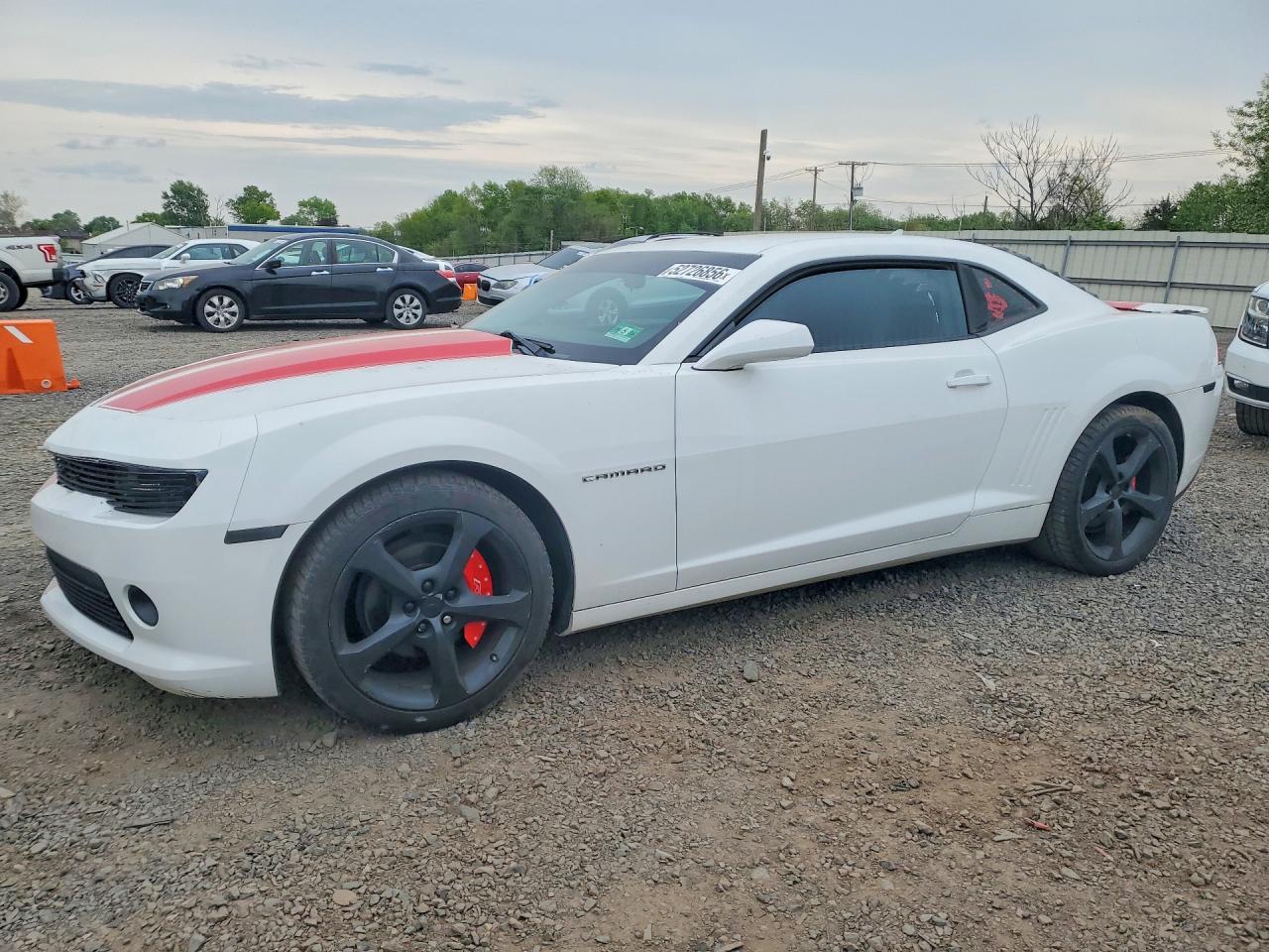 2015 Chevrolet Camaro LT, VIN 2G1FC1E36F9109919 — Minor dents and scratches