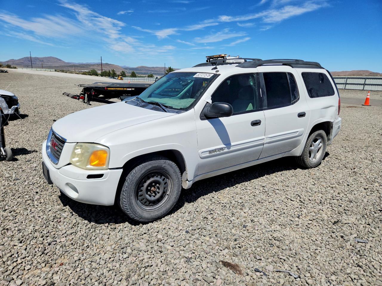 2005 GMC Envoy SLE, VIN 1GKET16S556103984 — Vandalism