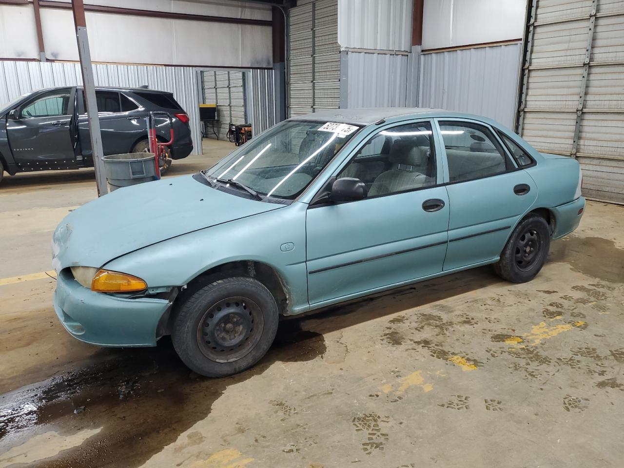 1995 Eagle Summit LX, VIN JE3AA36C6SU078146 — Перед