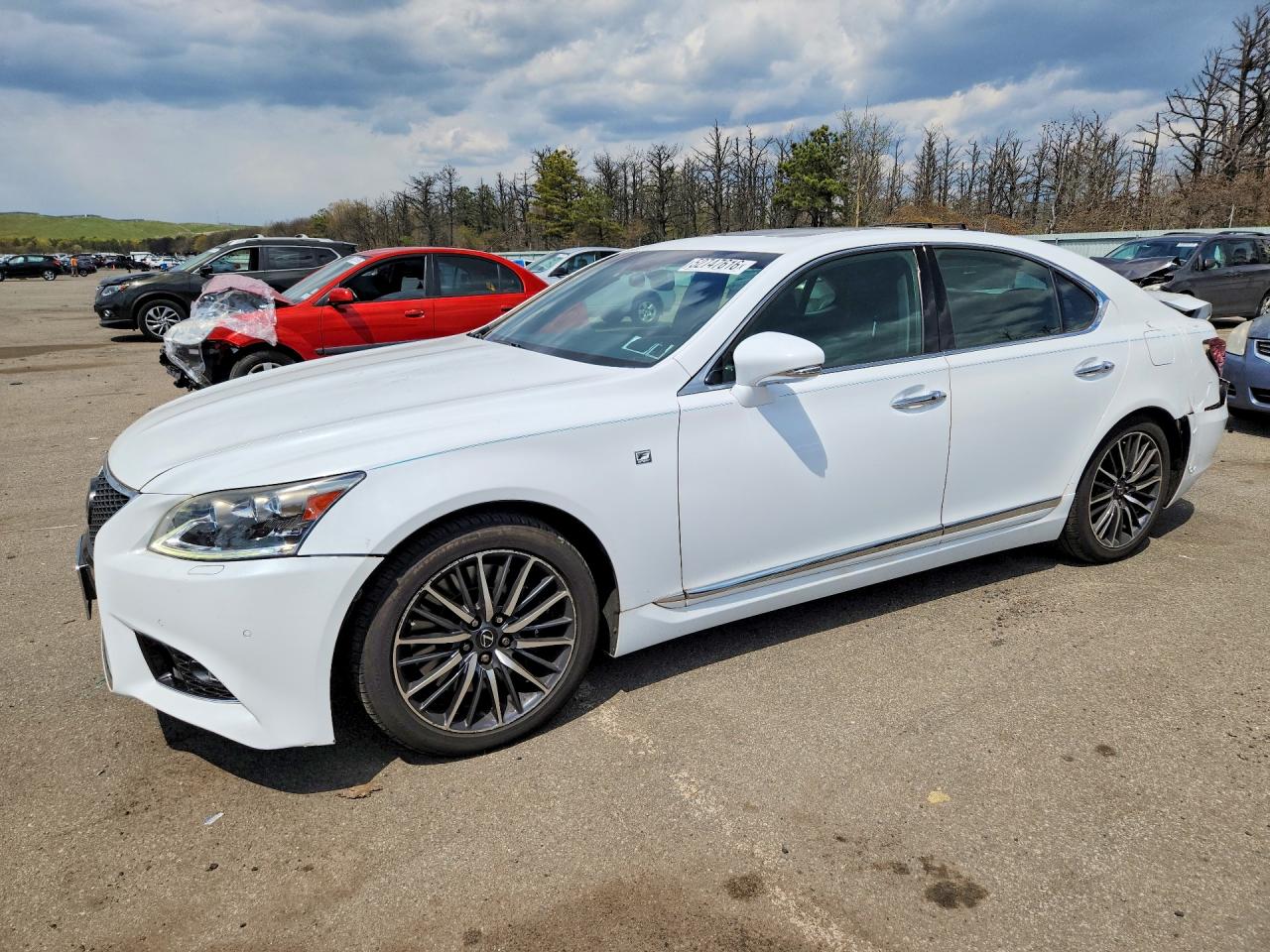 2014 Lexus LS 460, VIN JTHCL5EF6E5022821 — Rear end