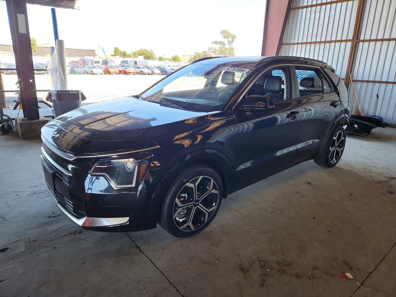 2023 Kia Niro EX Touring, VIN KNDCR3LE6P5041547 — Rear end