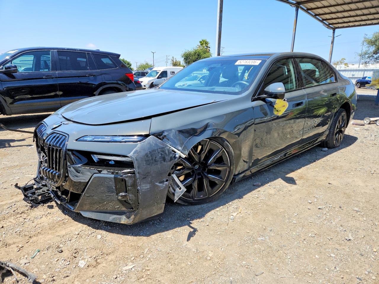 2024 BMW i7 xDrive60, VIN WBY53EJ03RCS55650 — Front end