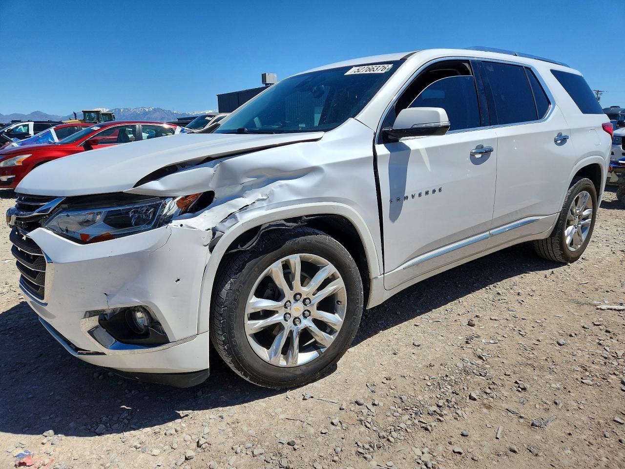 2019 Chevrolet Traverse High Country, VIN 1GNEVJKW7KJ260723 — Front end