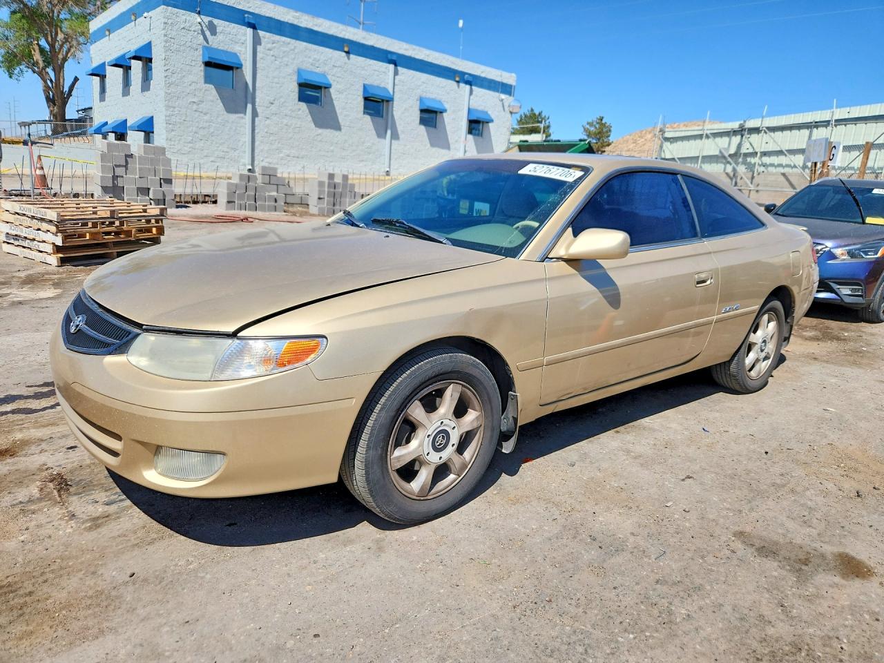 2000 Toyota Solara SE, VIN 2T1CF22P4YC416765 — Rear end