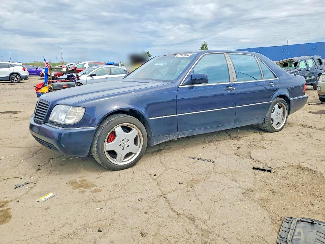1994 Mercedes-Benz S, VIN WDBGA51EXRA166986 — Minor dents and scratches