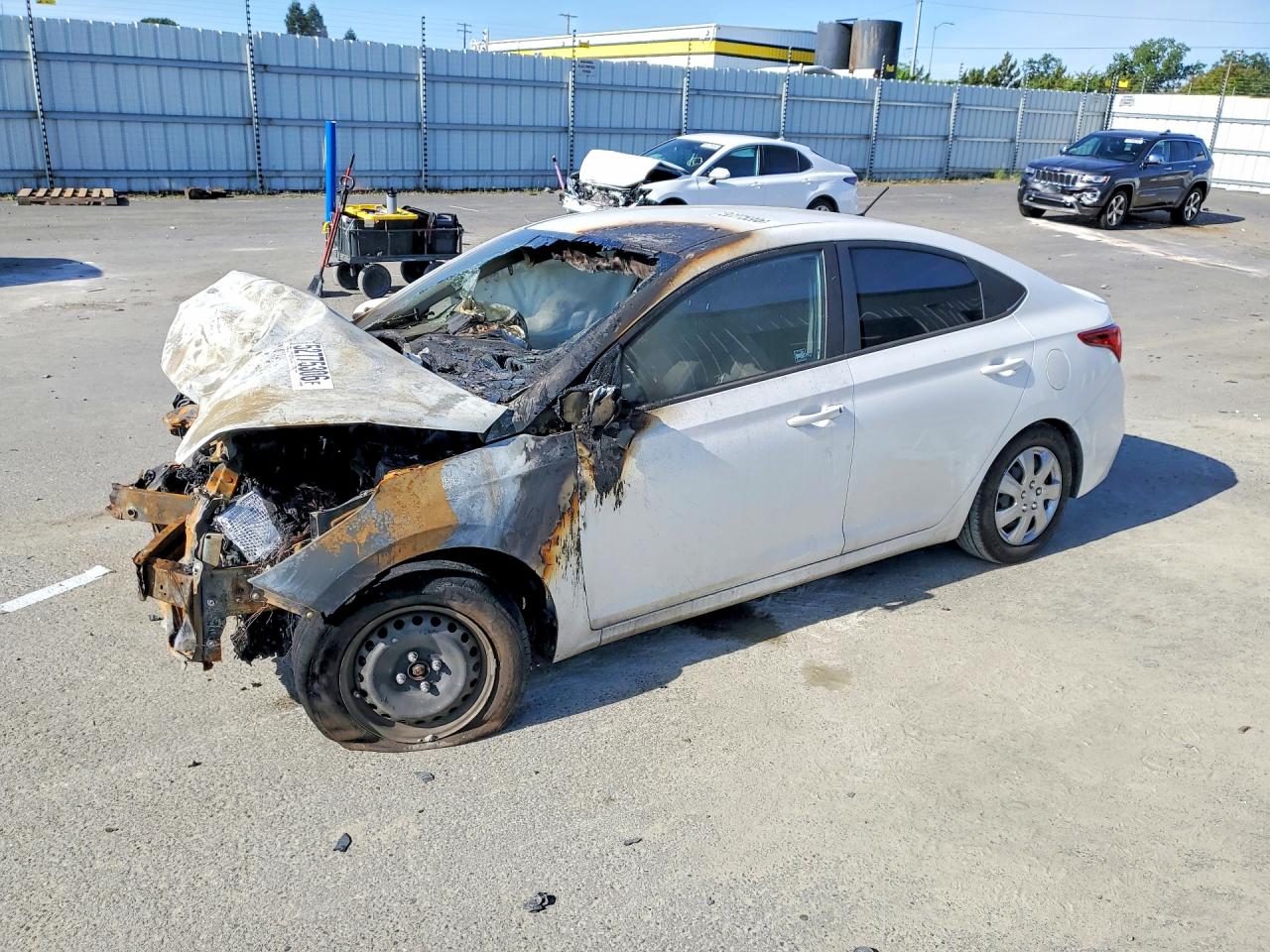 2019 Hyundai Accent SE, VIN 3KPC24A33KE071761 — Front end