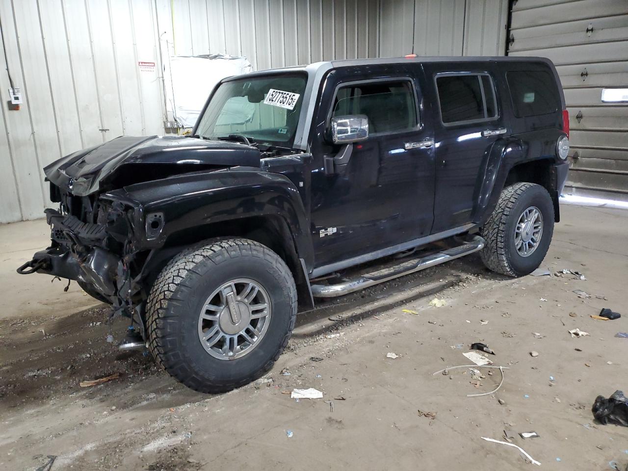 2007 Hummer H3 SUV, VIN 5GTDN13E378139043 — Front end