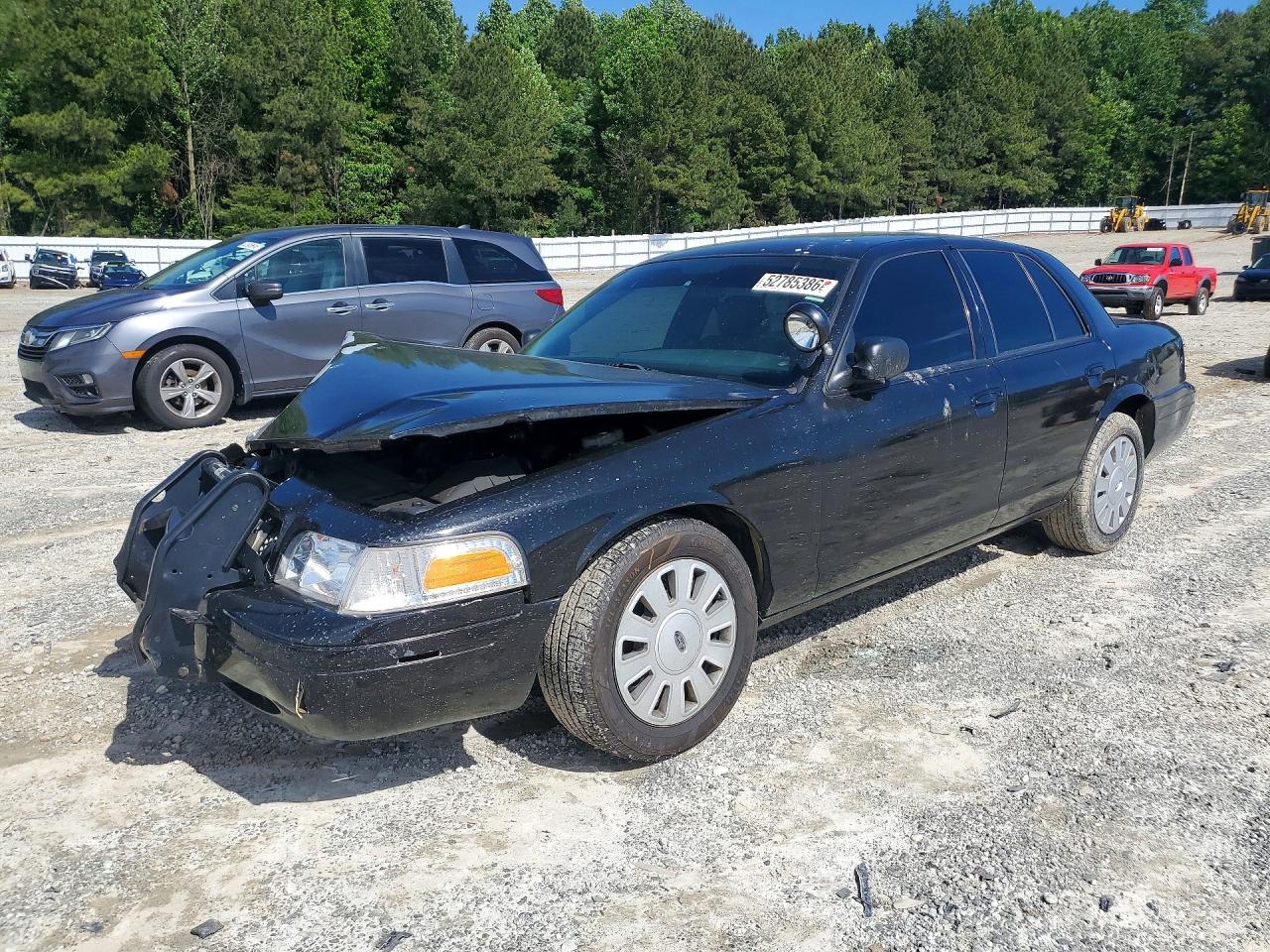 2007 Ford Police Interceptor, VIN 2FAFP71W97X103548 — Front end