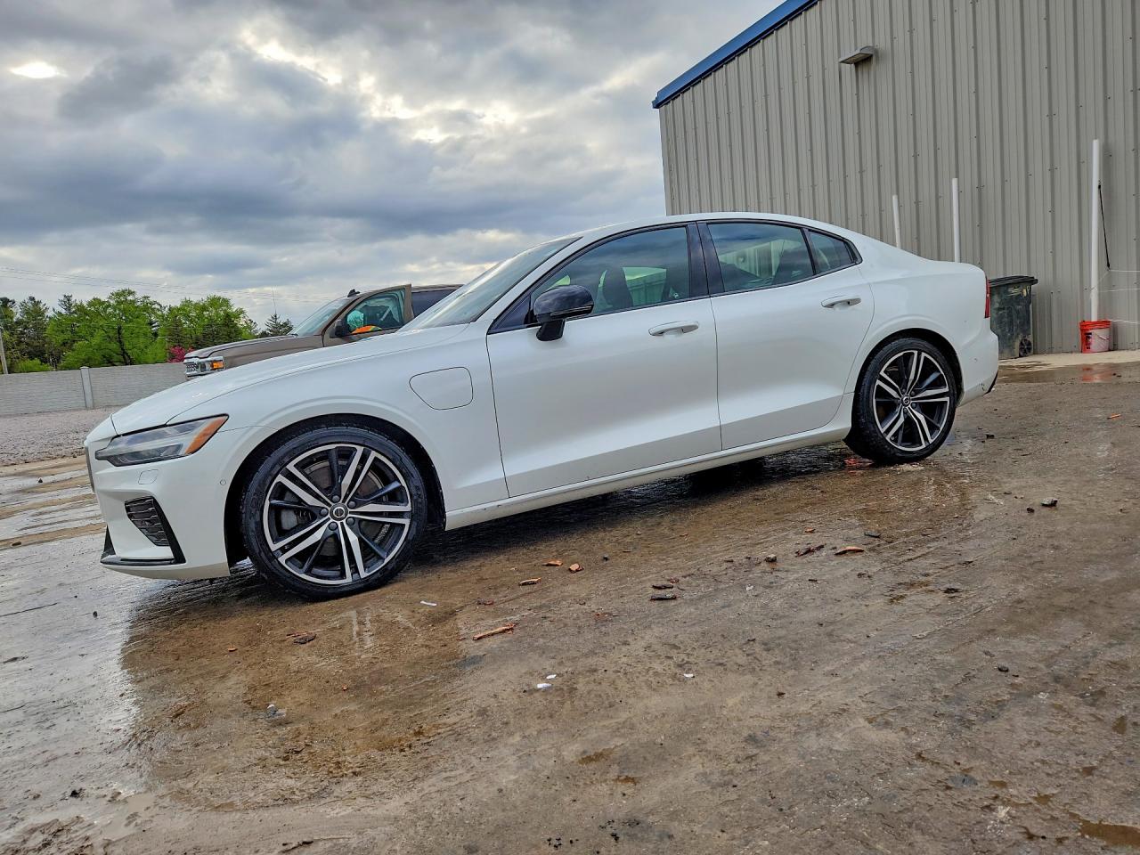 2019 Volvo S60 R-Design, VIN 7JRBR0FM2KG014177 — Hail