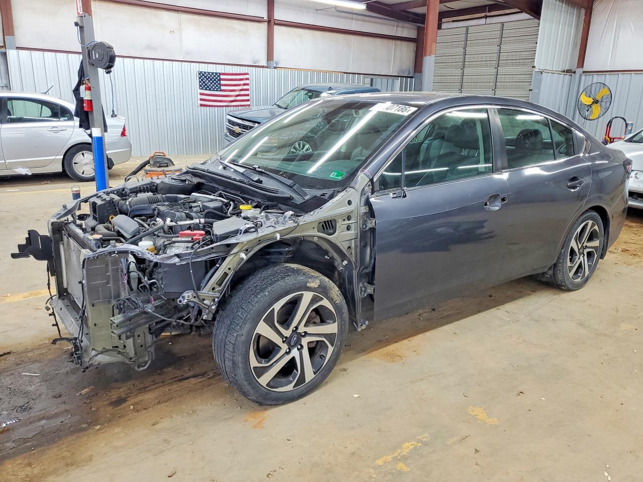 2020 Subaru Legacy Limited, VIN 4S3BWAN62L3026399 — Перед