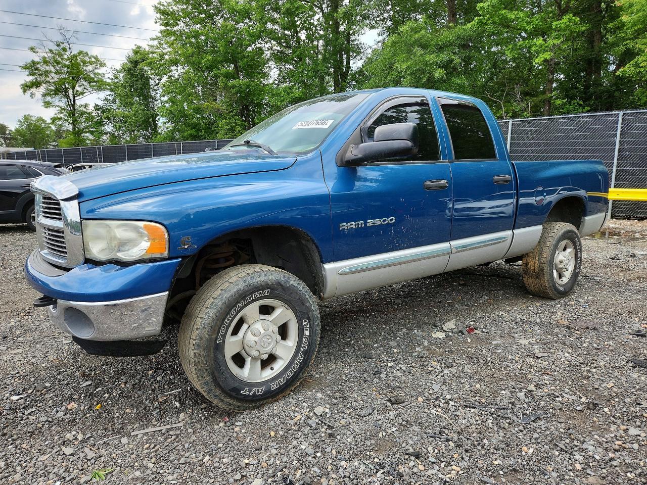 2004 Dodge 2500 SLT, VIN 3D3KU28C74G187074 — Front end