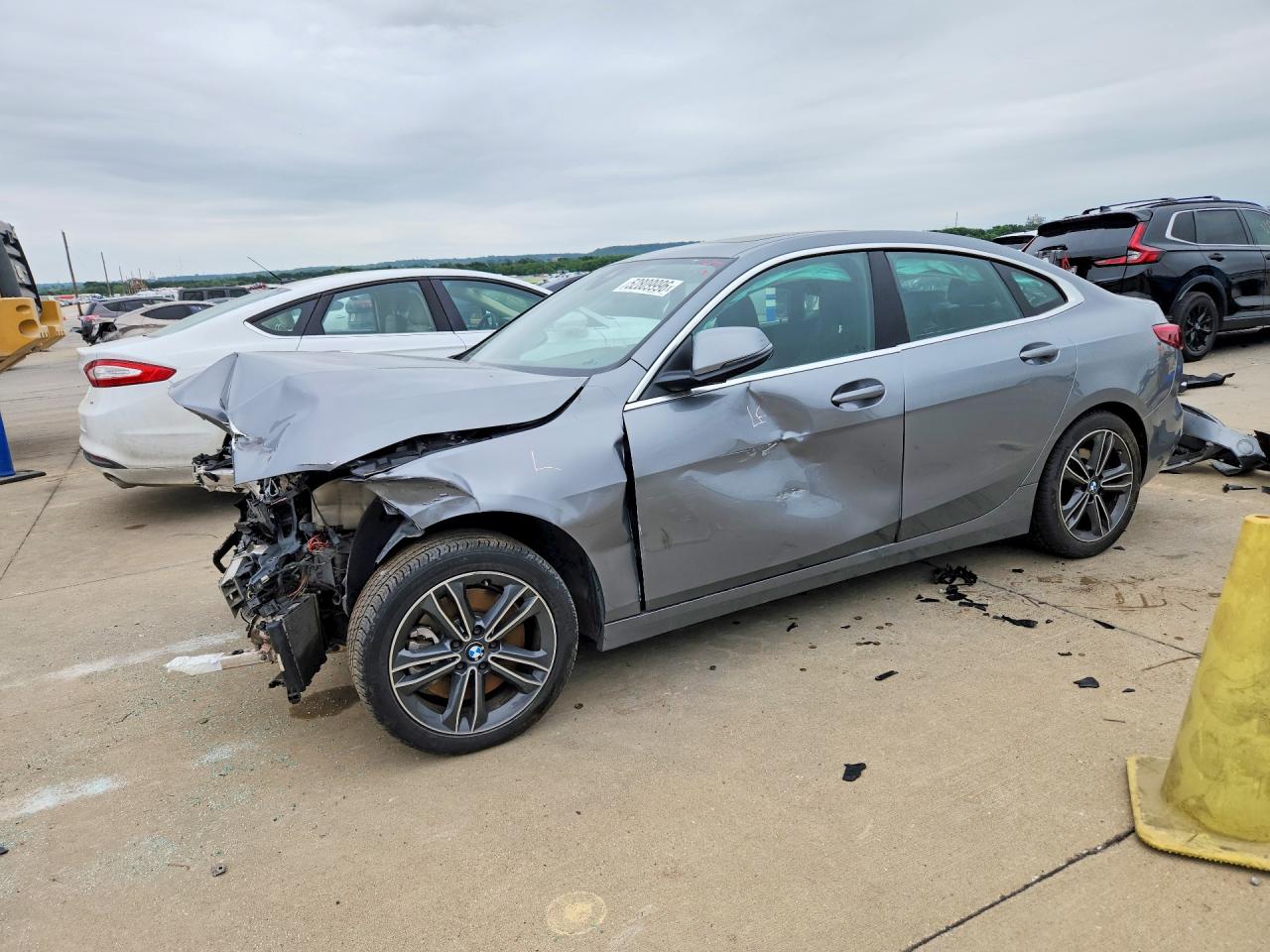 2024 BMW 2 Series 228i, VIN WBA53AK04R7N49900 — Front end