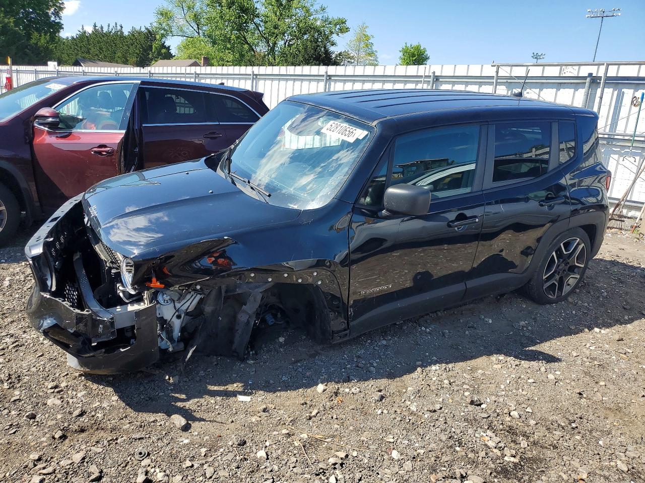 2021 Jeep Renegade Jeepster, VIN ZACNJCAB6MPM81292 — Перед