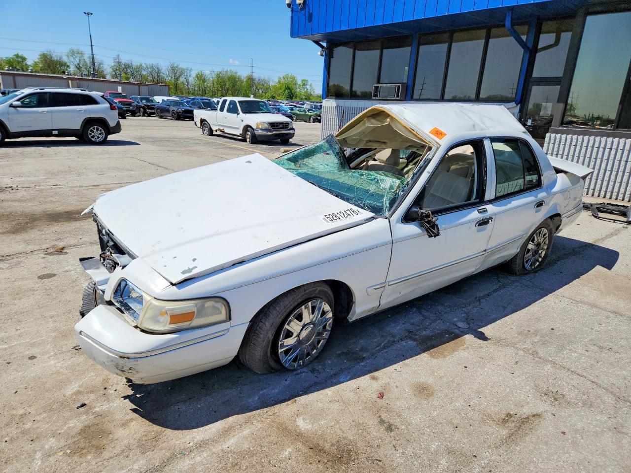 2007 Mercury Grand Marquis GS, VIN 2MEFM74V77X615331 — Rollover