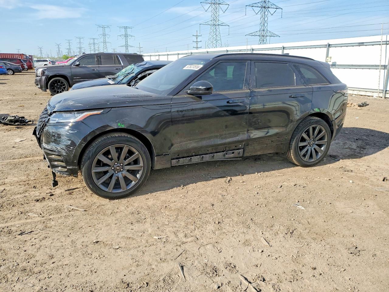 2018 Land Rover Range Rover Velar R-Dynamic HSE, VIN SALYM2RX6JA746783 — Front end