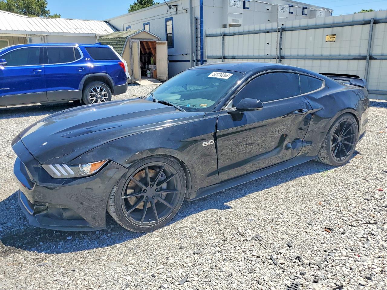 2015 Ford Mustang GT, VIN 1FA6P8CFXF5381863 — Side