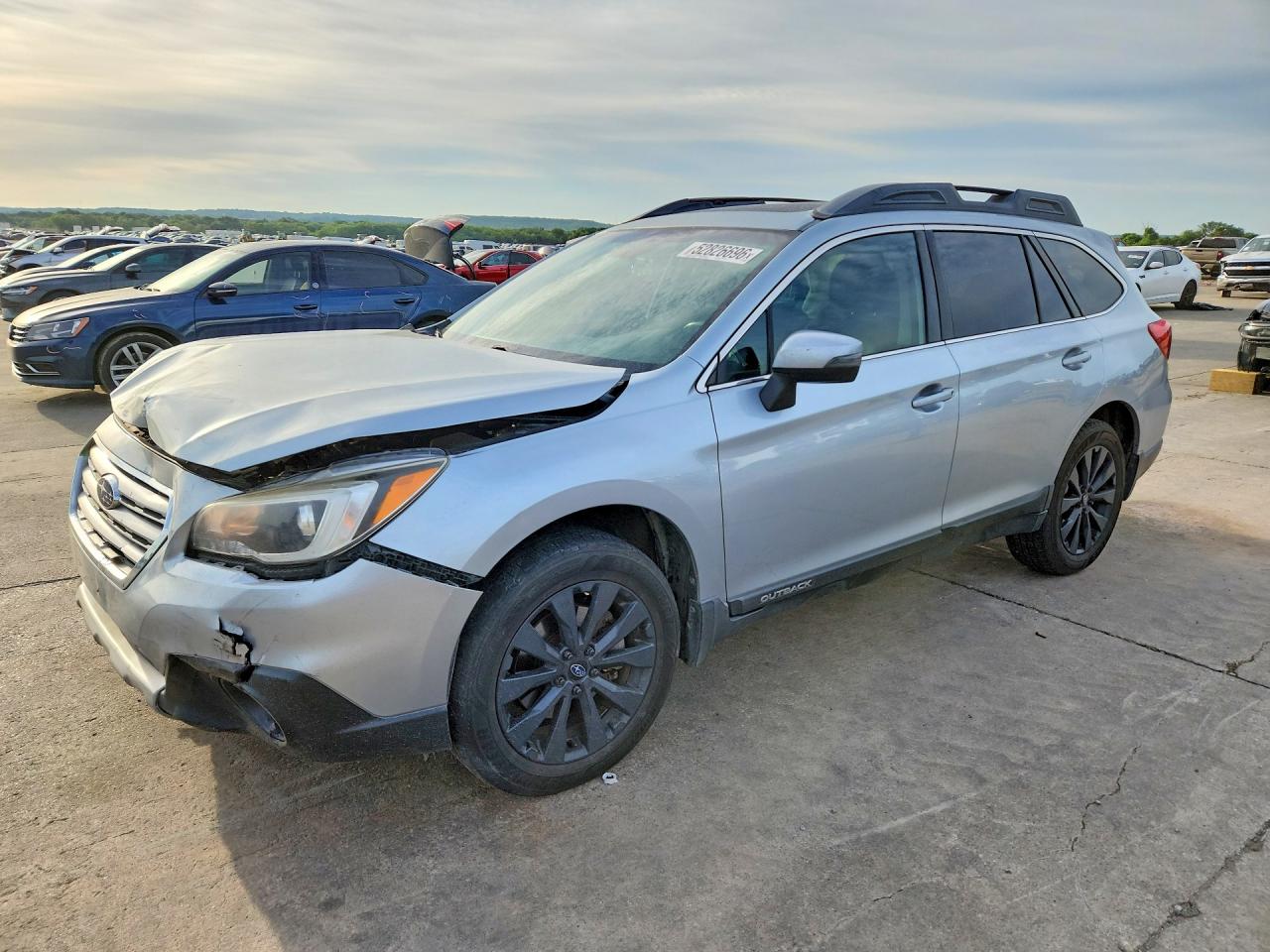 2016 Subaru Outback Limited, VIN 4S4BSBNC9G3227578 — Front end