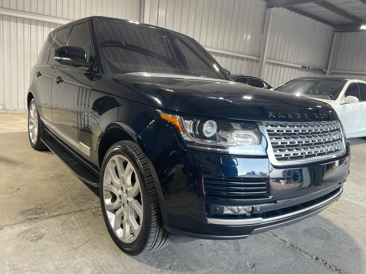 2014 Land Rover Range Rover Supercharged, VIN SALGS2TF6EA155229 — Мелкие вмятины и царапины