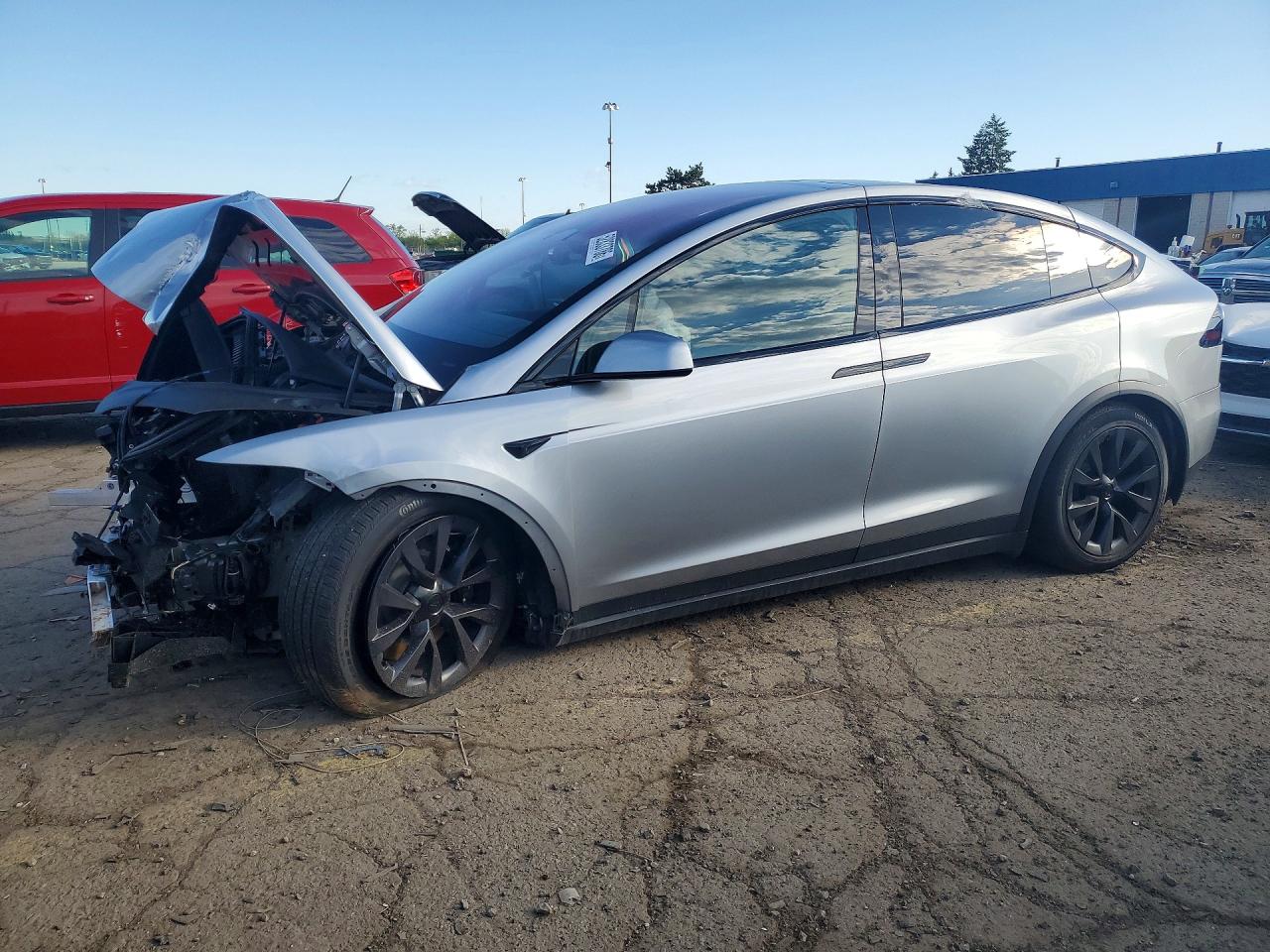 2025 Tesla Model X, VIN 7SAXCDE59SF461397 — Front end