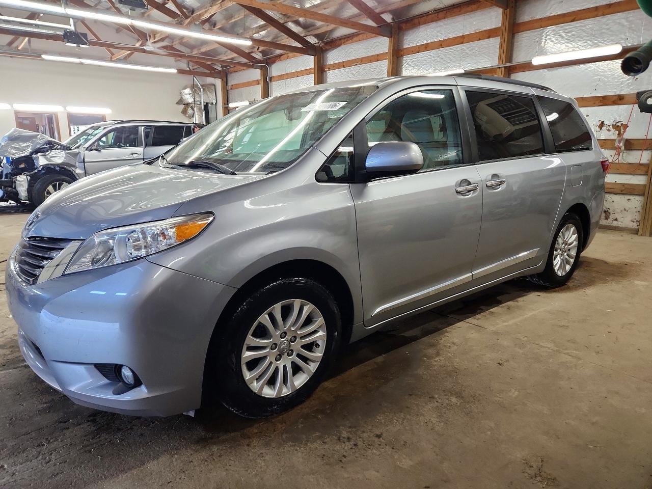 2017 Toyota Sienna XLE, VIN 5TDYZ3DC7HS815917 — Water / flood