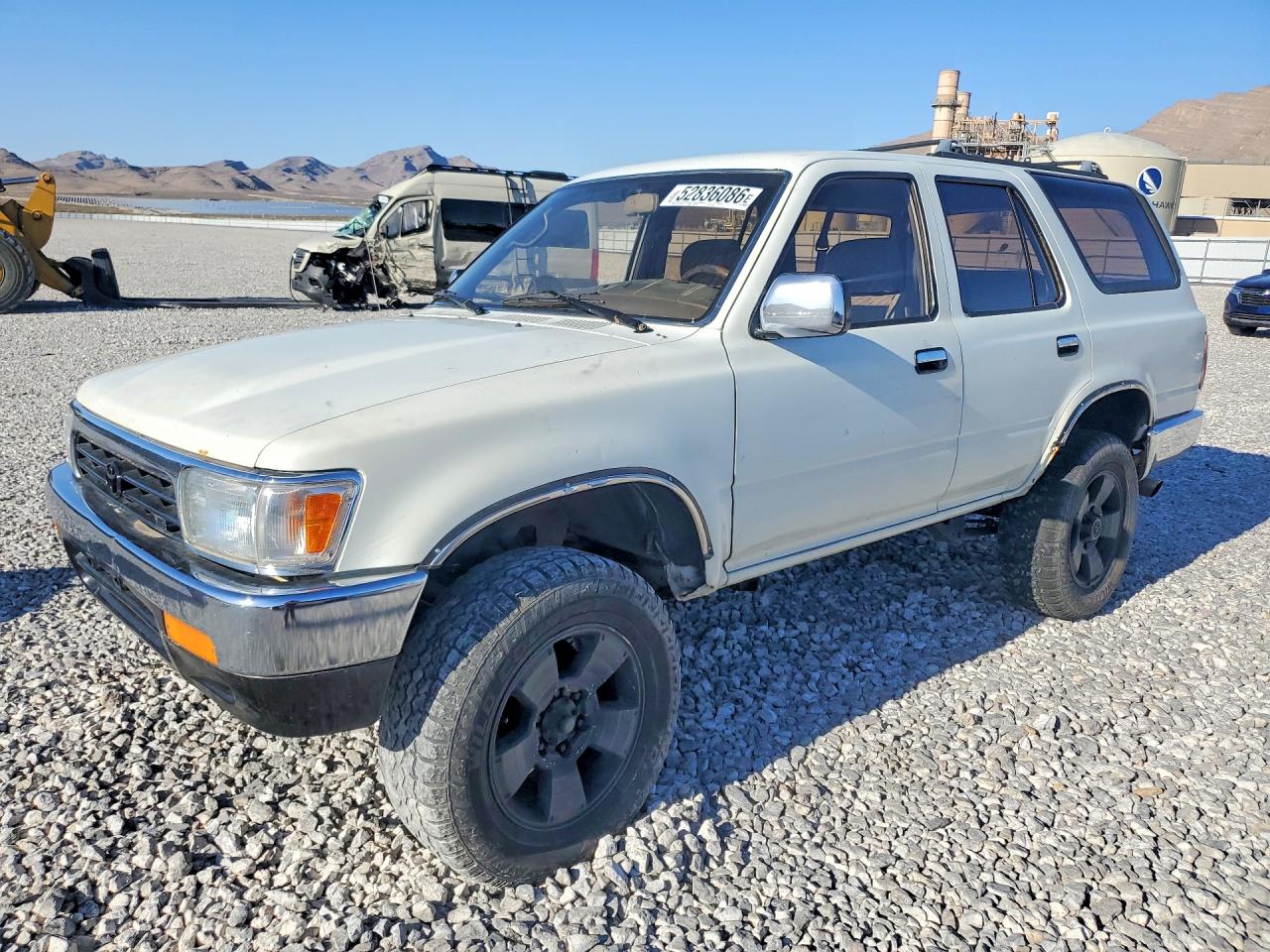 1994 Toyota 4Runner, VIN JT3VN39W2R0140374 — Side