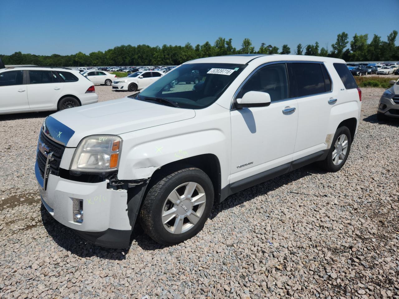 2011 GMC Terrain SLE-1, VIN 2CTALMEC0B6283472 — Front end