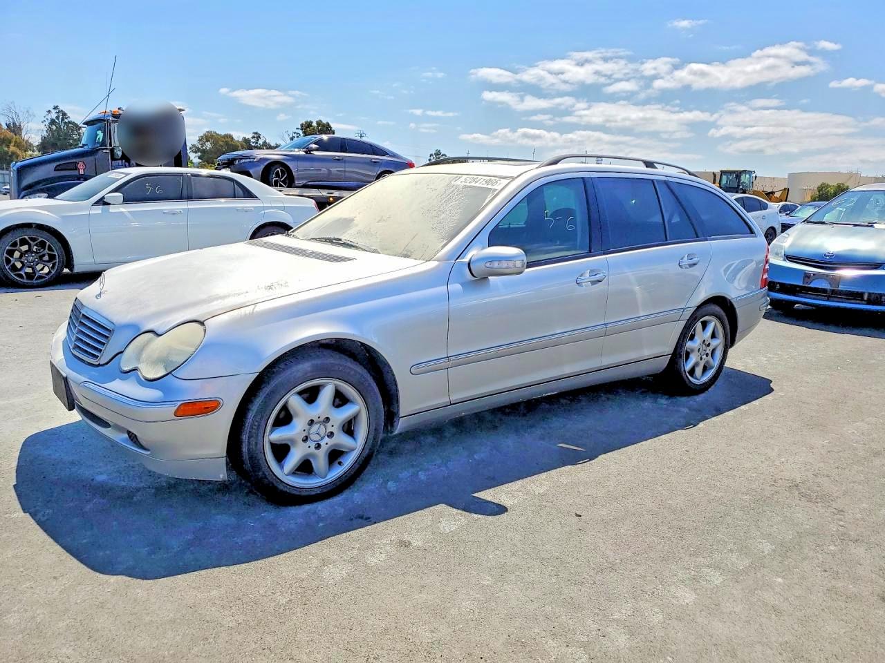 2003 Mercedes-Benz C 240, VIN WDBRH61J53F390703 — Engine fire