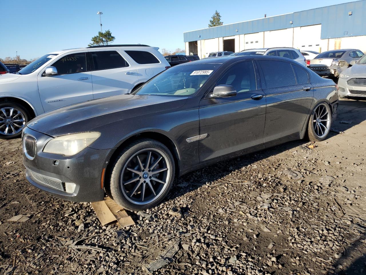 2013 BMW 7 Series 750Li, VIN WBAYE8C57DD132307 — Rear end