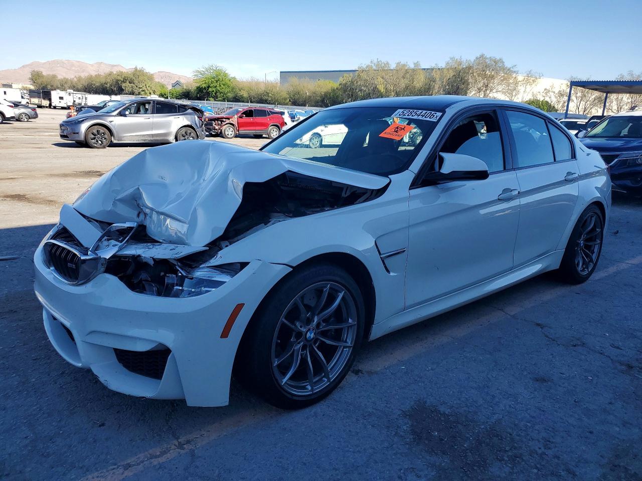 2018 BMW M3, VIN WBS8M9C57J5J78990 — Перед