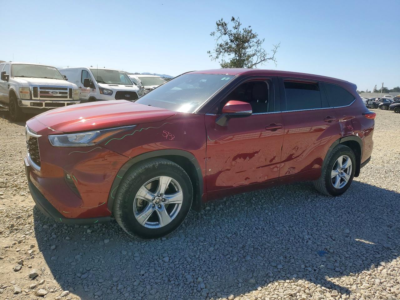 2020 Toyota Highlander LE, VIN 5TDBZRBH6LS505631 — Side