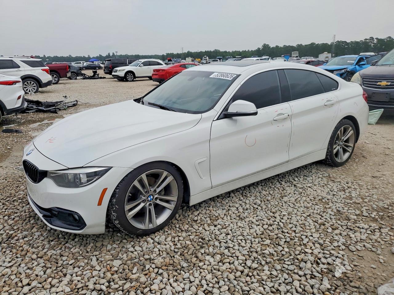 2018 BMW 4 Series 430i, VIN WBA4J1C56JBG77622 — Side