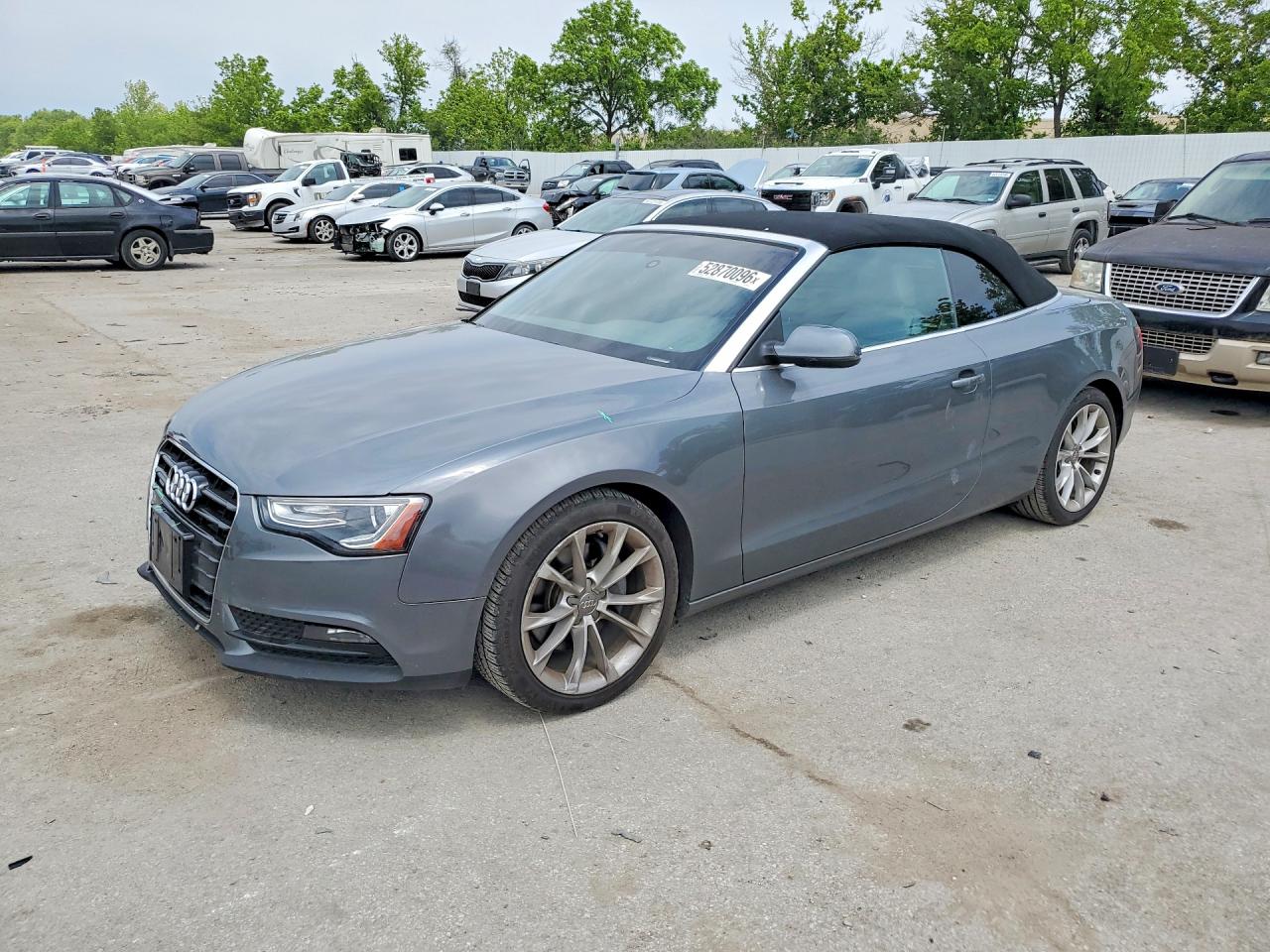 2013 Audi A5 Premium Plus, VIN WAULFAFH9DN005783 — Днище