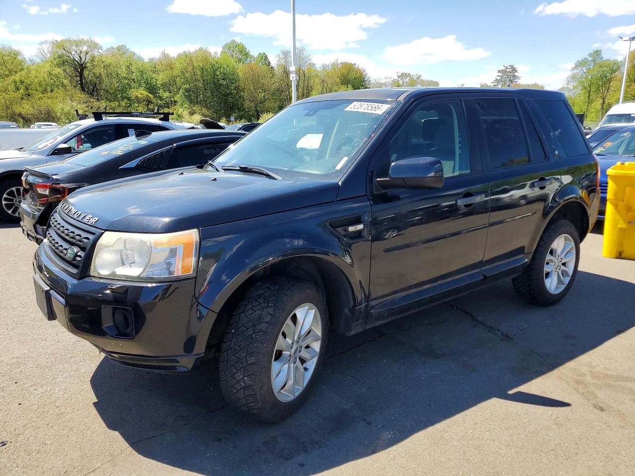 2011 Land Rover LR2 HSE, VIN SALFR2BN1BH277130 — Side