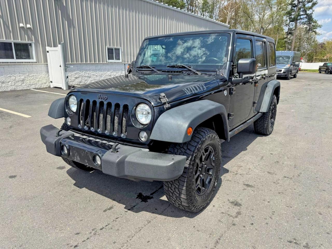 2015 Jeep Wrangler Unlimited Sport, VIN 1C4BJWDG9FL542754 — Мелкие вмятины и царапины