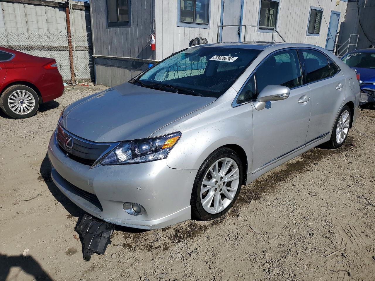 2010 Lexus HS 250h Premium, VIN JTHBB1BA0A2018565 — Minor dents and scratches