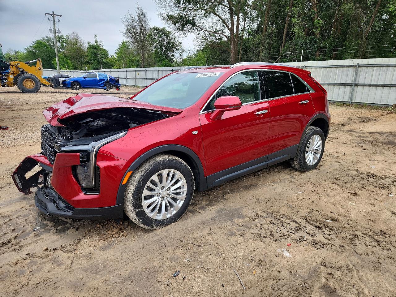 2024 Cadillac XT4 FWD Luxury, VIN 1GYAZAR47RF100042 — Front end