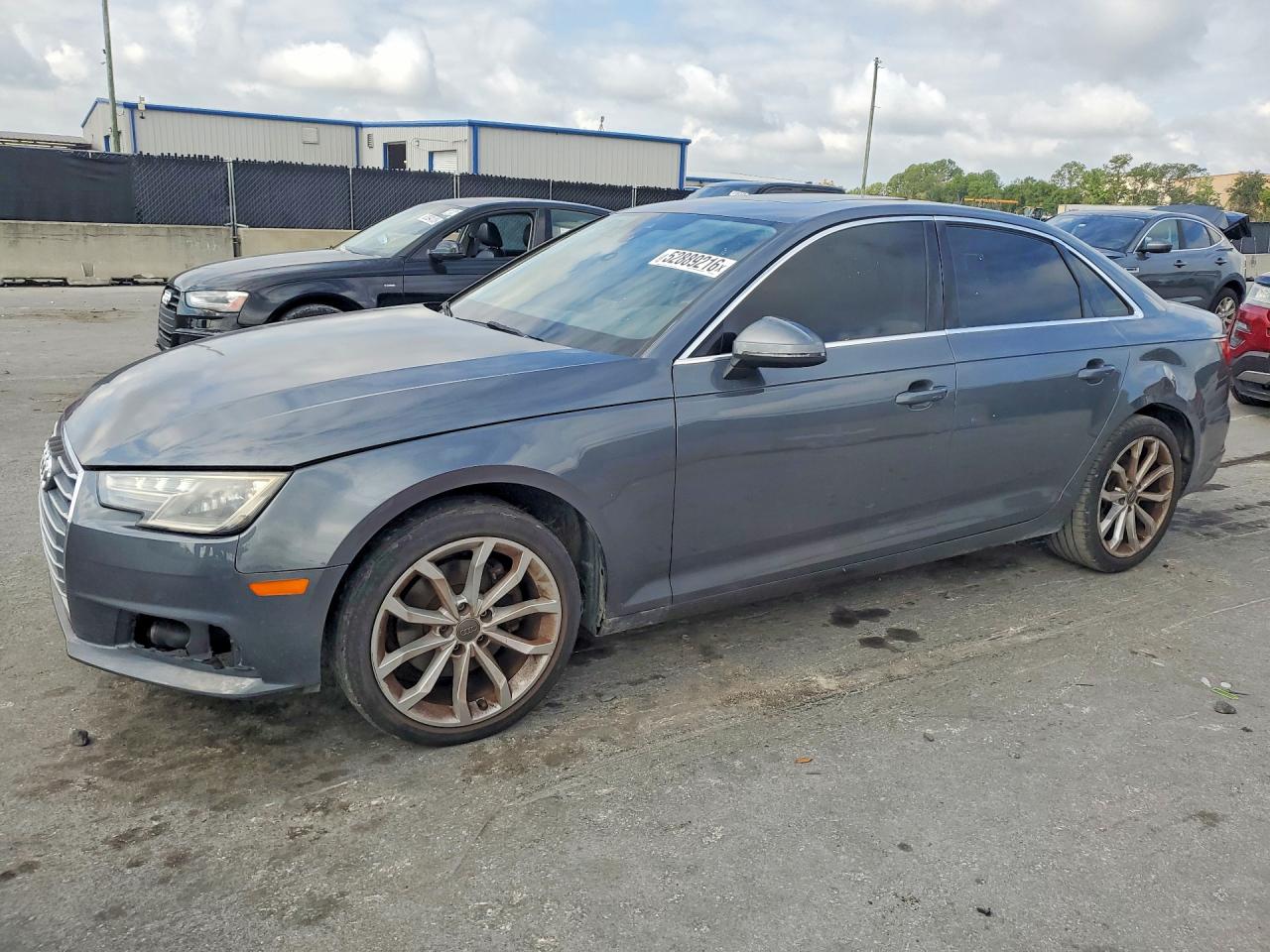 2019 Audi A4 Premium, VIN WAUGMAF48KA015861 — Фото с аукциона