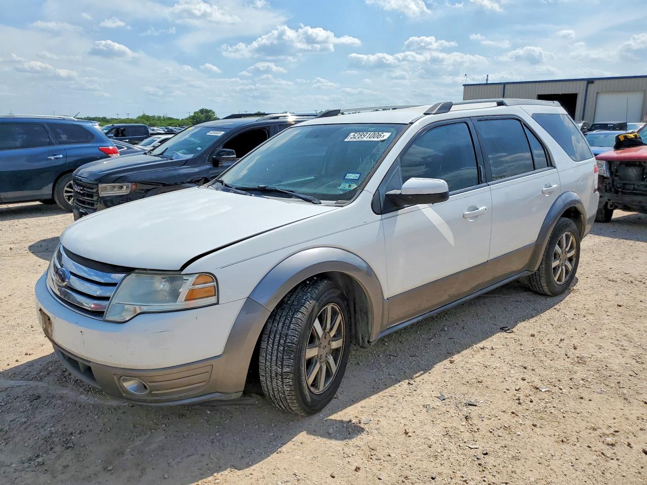 2008 Ford Taurus X SEL, VIN 1FMDK02W18GA37795 — Hail