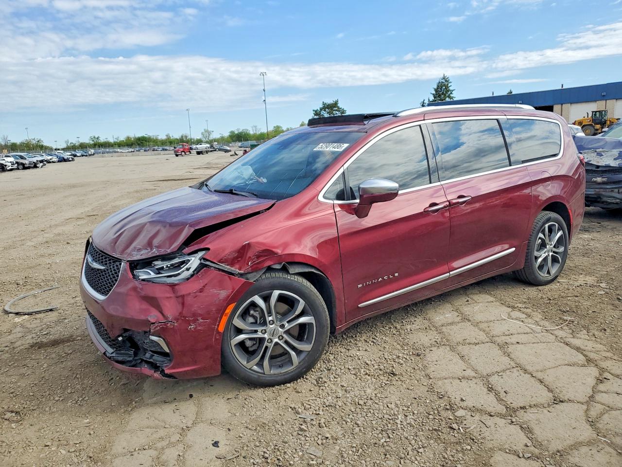 2021 Chrysler Pacifica Pinnacle, VIN 2C4RC3PG1MR502384 — Front end