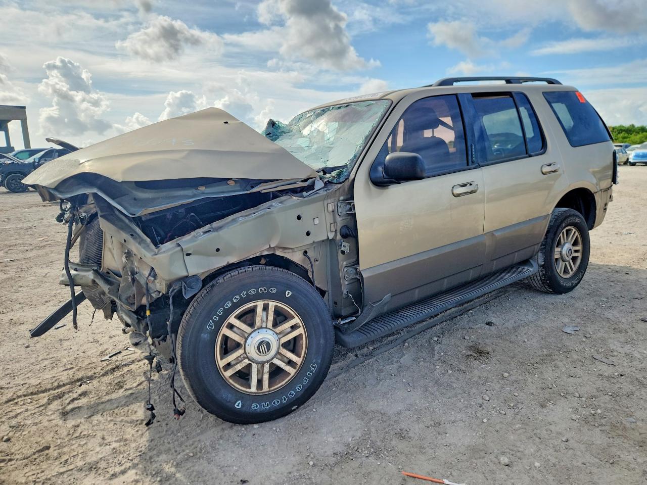 2003 Mercury Mountaineer, VIN 4M2DU66K03UJ15593 — Перед