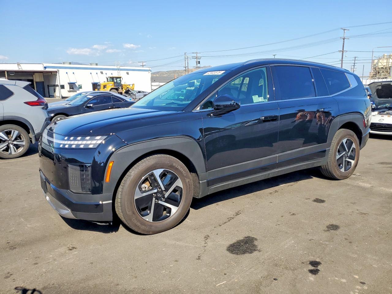 2026 Hyundai IONIQ 9 S, VIN 7YAMS5S18TY004665 — Front end