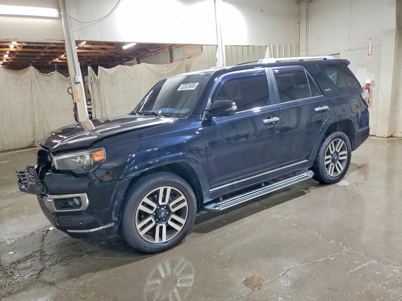2018 Toyota 4Runner Limited, VIN JTEBU5JR3J5493051 — Front end