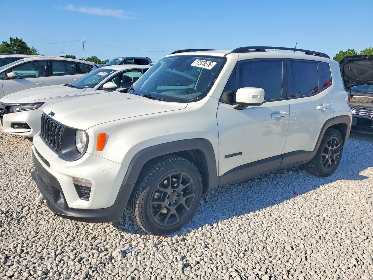 2020 Jeep Renegade Latitude, VIN ZACNJABB9LPL90051 — Град