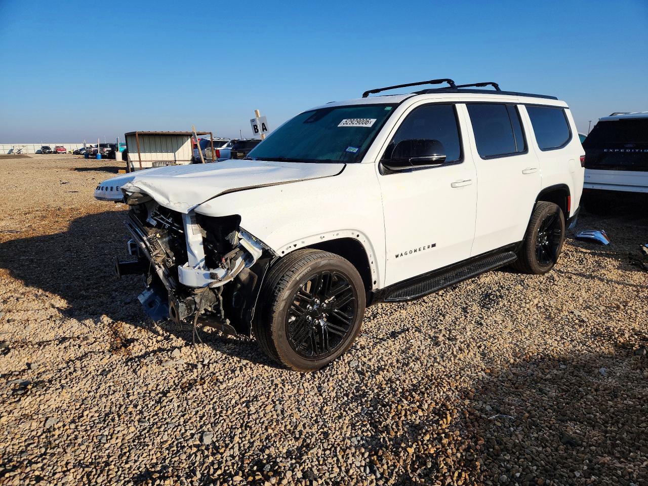 2023 Jeep Wagoneer Series II, VIN 1C4SJVBP6PS559502 — Фото с аукциона 1 of 13