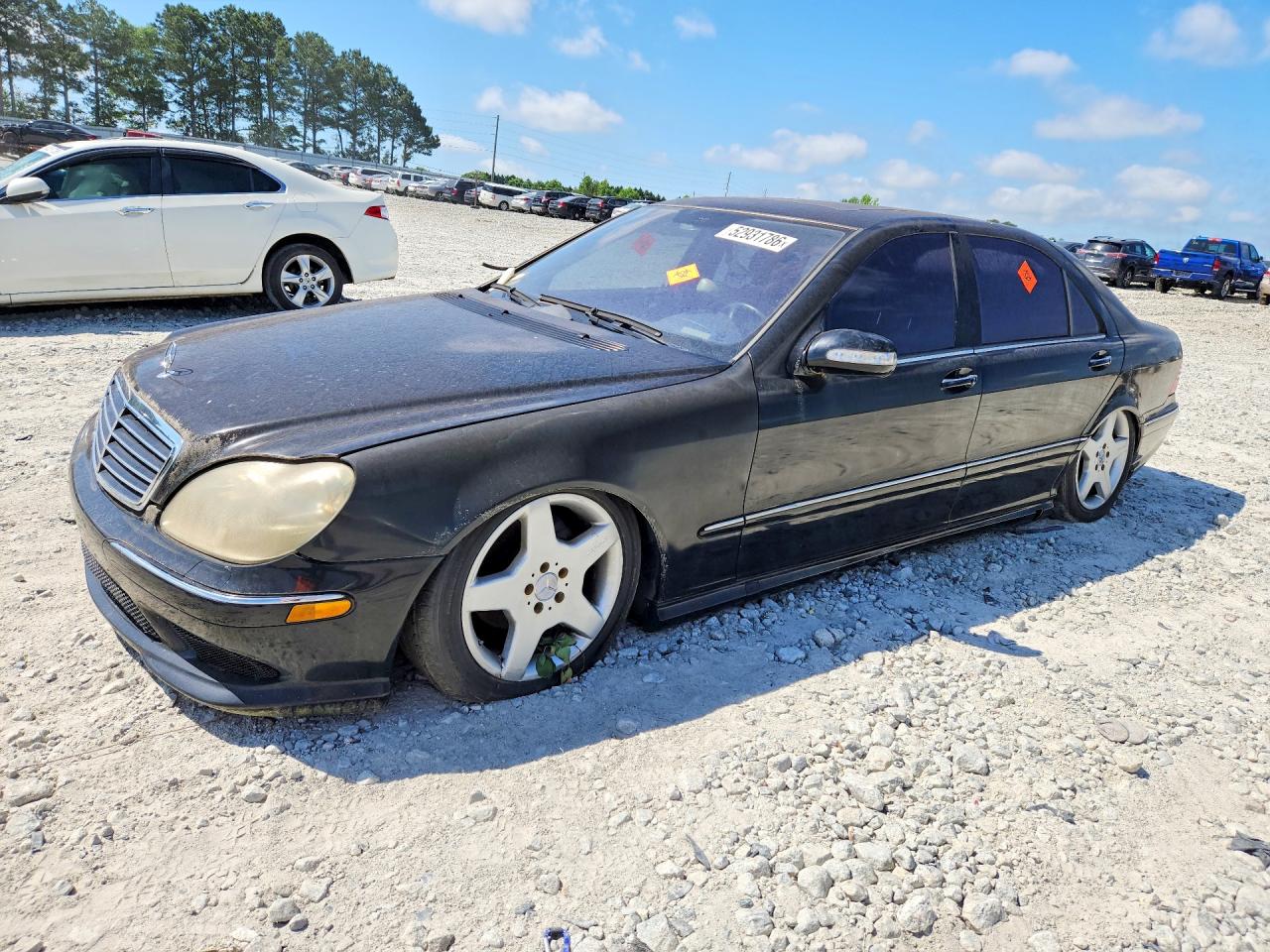 2005 Mercedes-Benz S 500, VIN WDBNG75J25A459400 — Minor dents and scratches