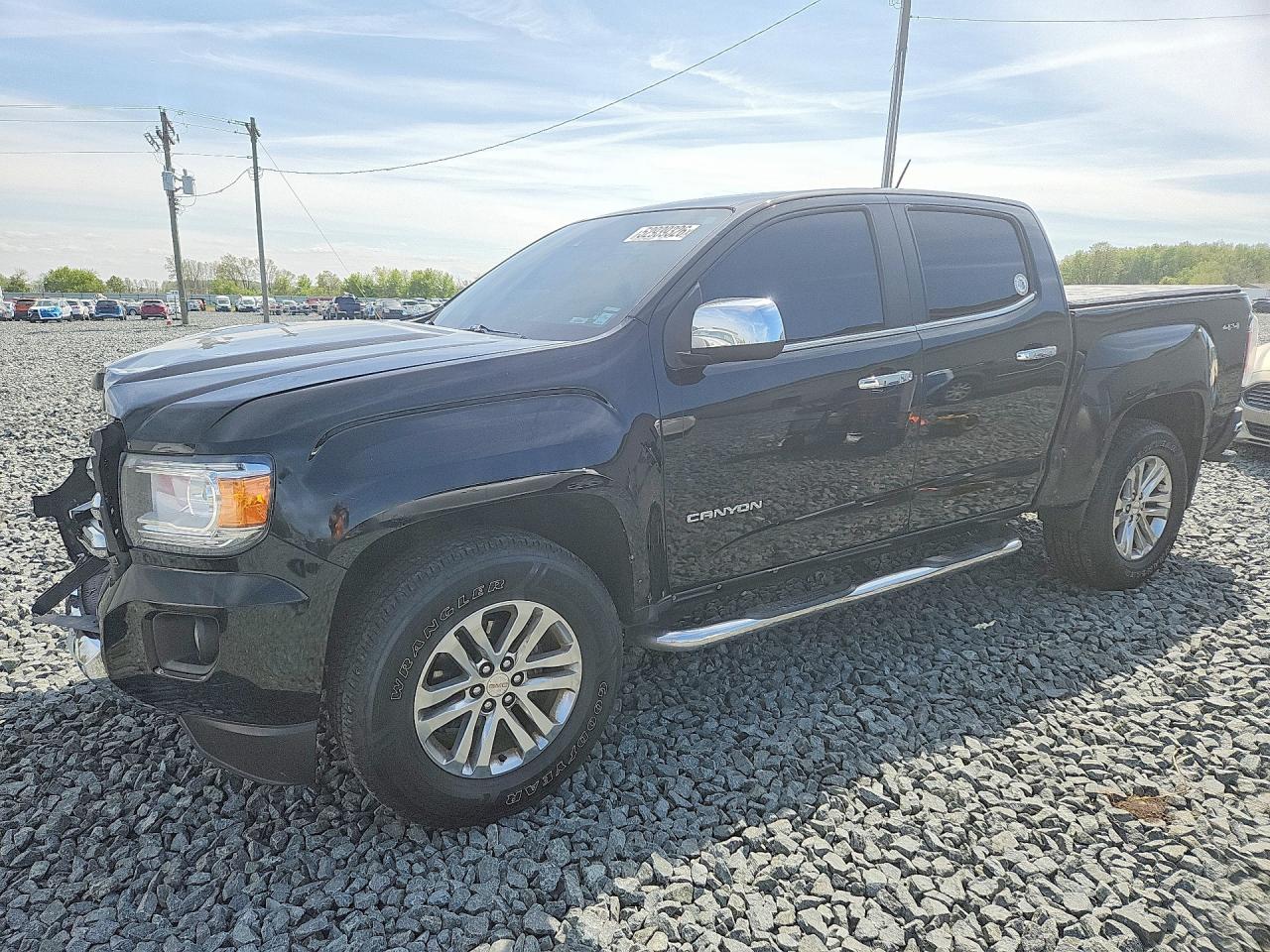 2015 GMC Canyon 4WD SLT, VIN 1GTG6CE34F1132960 — Front end