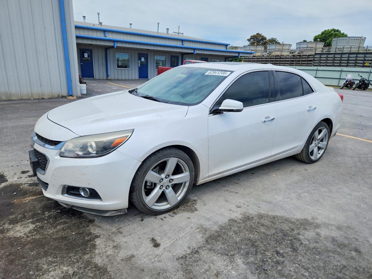 2015 Chevrolet Malibu LTZ, VIN 1G11G5SX2FF211383 — Front end