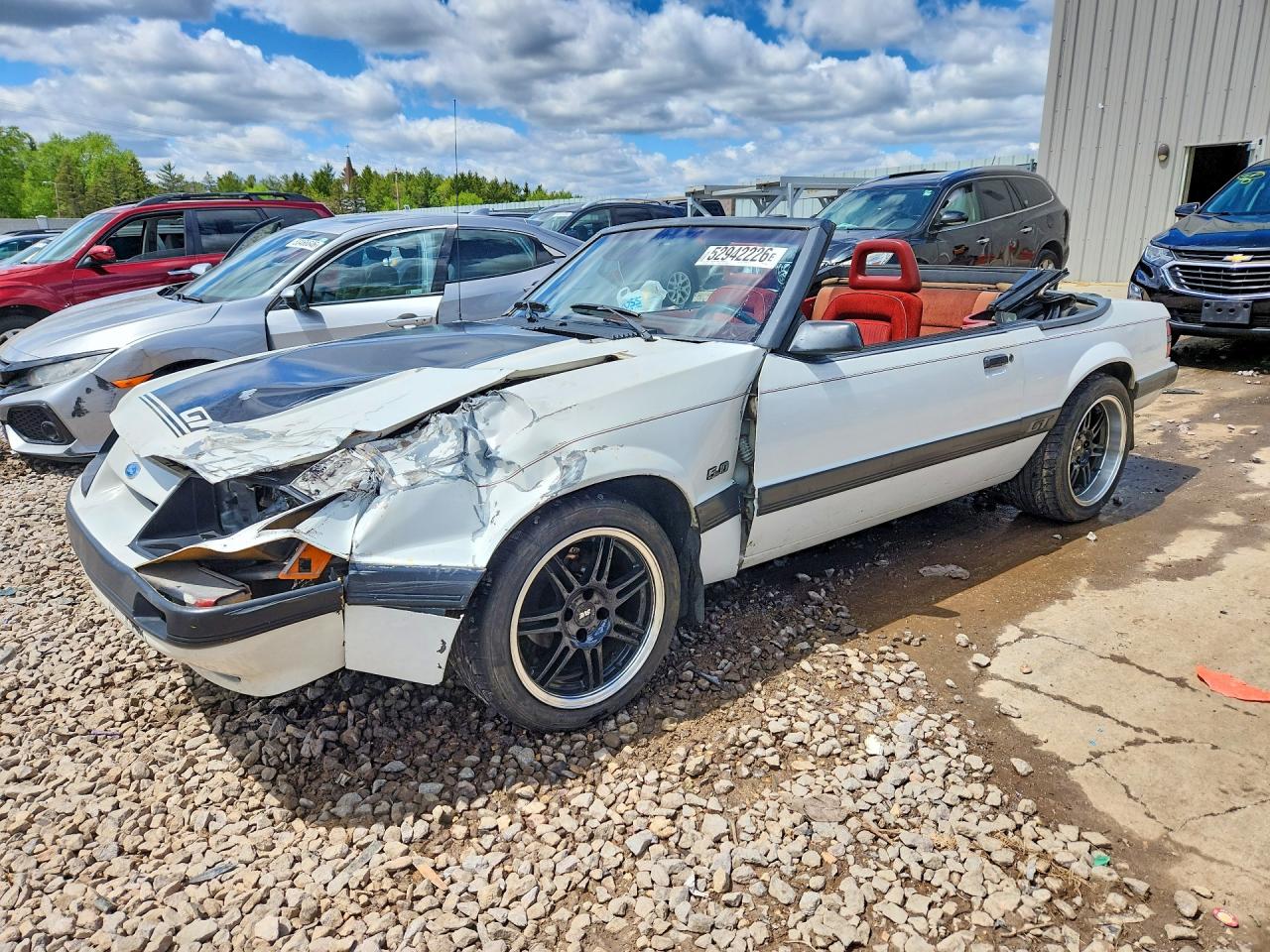 1985 Ford Mustang GT, VIN 1FABP27M0FF248320 — Front end